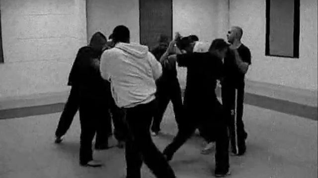 Samooborona 100 %. Kurs Sreet Fighter смотреть онлайн