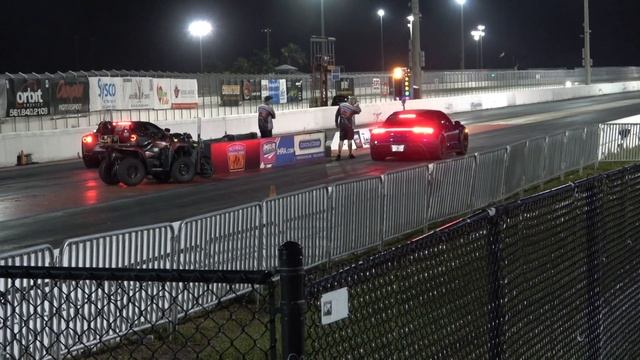 WHAT NOT TO DO AT THE RACE TRACK. FERRARI VS PORSCHE TAYCAN. 1000 HORSEPOWER CLUB смотреть онлайн