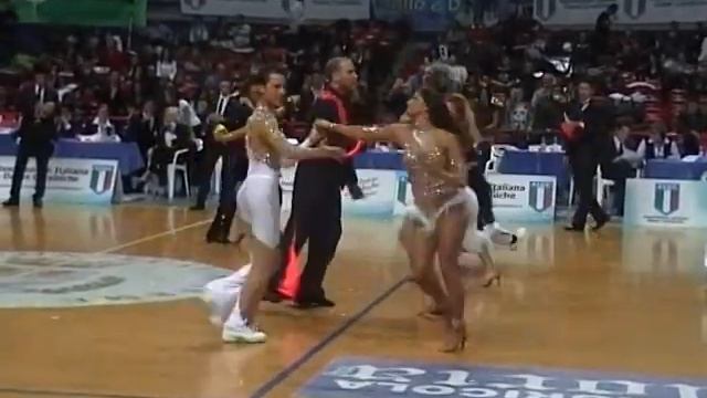campionato italiano salsa cubana aidc 2009 смотреть онлайн