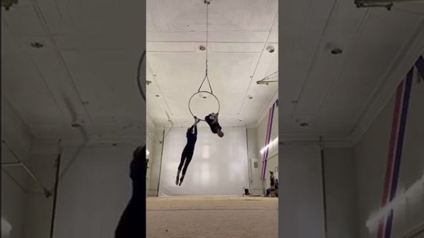 Aerial Female Duo Ring Rehearsals Acrobatics Entertainment Circus Acts