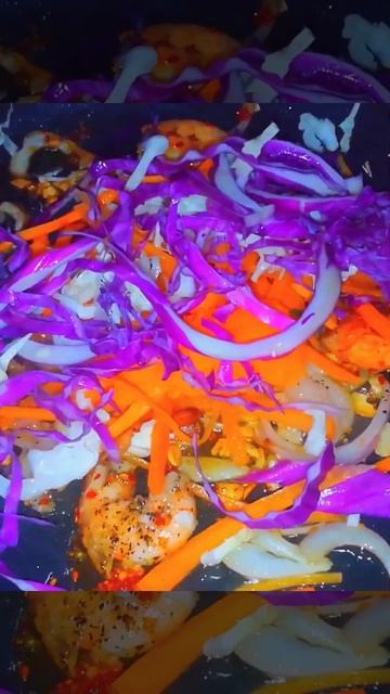 Prawn Noodles🦐 😋 In 10 Mins In Restaurant Style! #shorts #shortsviral #shortsvideo #shortsfeed