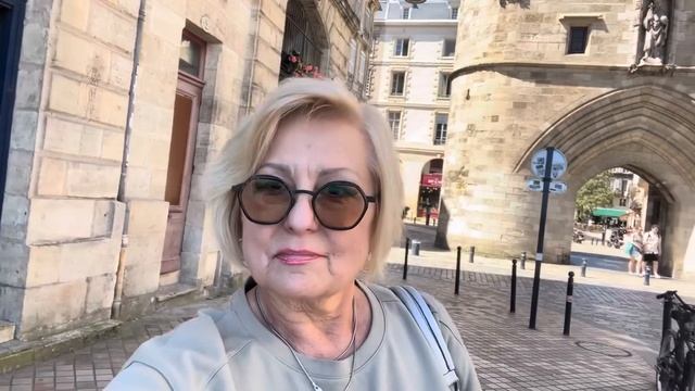 #811 Бордо, май, прогулка смотреть онлайн