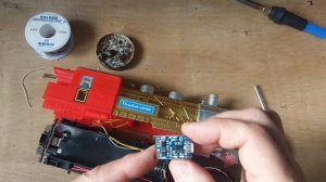 Как переделать питание игрушки с дорогущих батареек на Li-Ion аккумулятор/