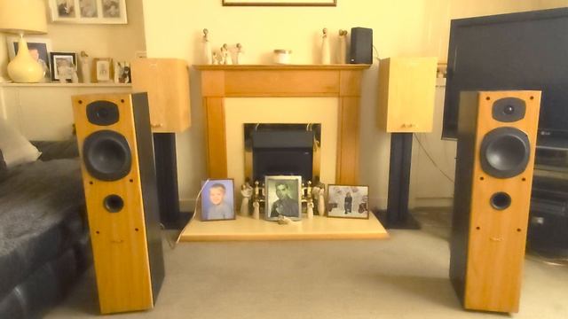 #vinyl #TheWho- Overture. #Tannoy speakers #Rega #Rp3 #turntable.Plz read description. смотреть онлайн
