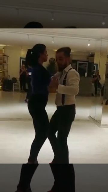 Bachata orta seviye ders anlatım смотреть онлайн