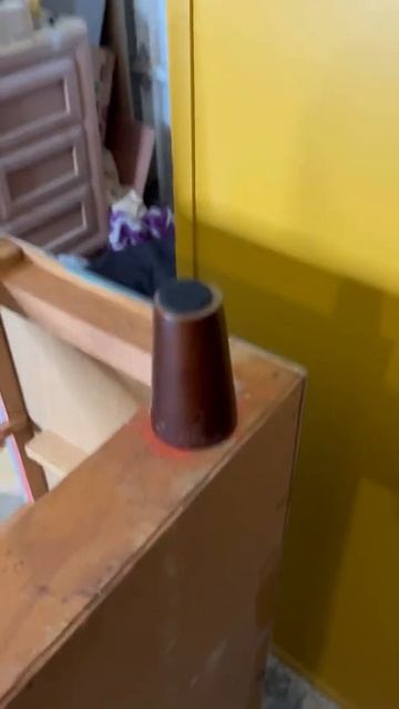 Refinishing and flipping this $20 dresser! смотреть онлайн