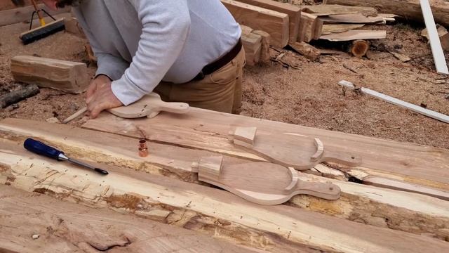 Fireplace Bellows made from Hickory logs смотреть онлайн