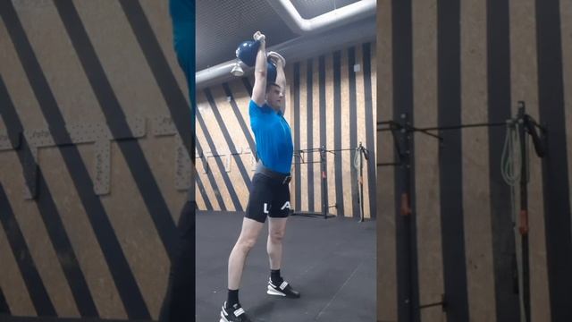 18.05.2022. Толчок гирь 12 кг. 146 раз, за 7:22. смотреть онлайн