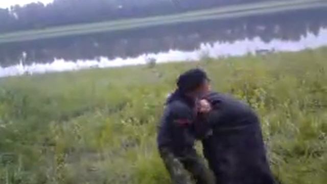 Русские на рыбалке.р. Томь. утро туманное 18+ смотреть онлайн