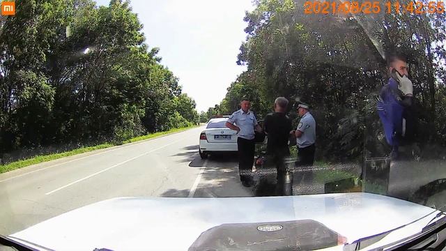 НасЯльника пригласил в гости .... смотреть онлайн