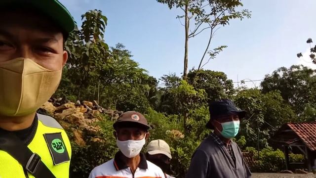 Goyang Vety Vera 😁 (Penanaman rumput vetiver sebagai salah satu cara penaggulangan bencana longsor) смотреть онлайн