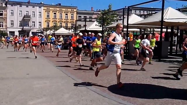 Star Rynek XXXVIII Bieg Krotosa смотреть онлайн