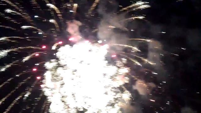 Салют Саратов 09.05.2012 смотреть онлайн