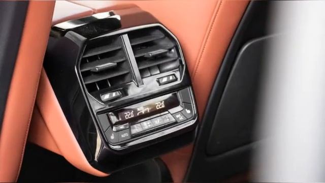 New 2022 BMW iX xDrive 50 смотреть онлайн