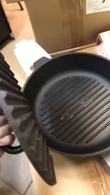 Чугунный гриль с прессом🔥 #тапака#цыпленоктабака смотреть онлайн