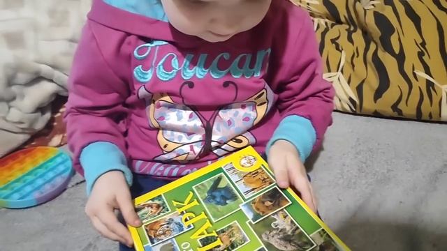 ВСЕЙ СЕМЬЁЙ ПОРАБОТАЛИ В САДУ. смотреть онлайн