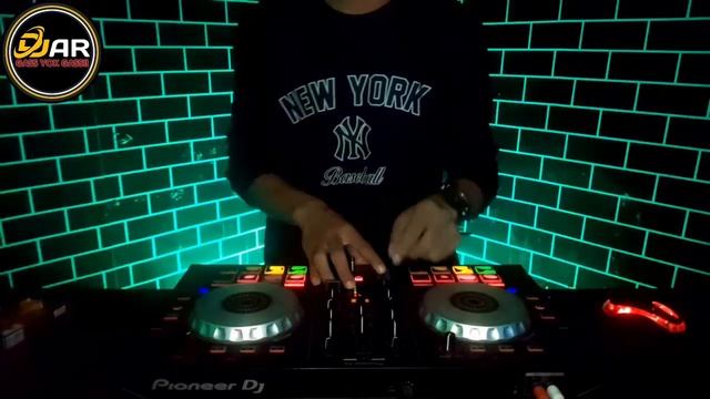 DJ TERBARU 2023 JUNGLE DUTCH‼️ BIKIN TINGGI SATU ROOM KESUKAAN MAMA MUDA смотреть онлайн