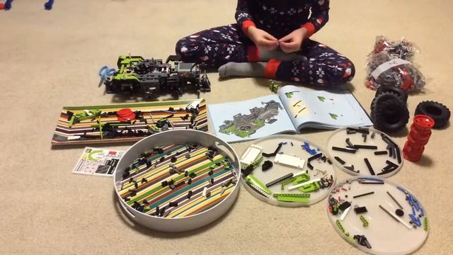 LEGO Technic CLAAS XERION 5000 TRAC VC 42054 Time-Lapse Build смотреть онлайн