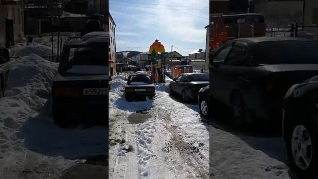 Томари. Уборка снега на. Буюклы 12 смотреть онлайн