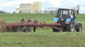 Сенокос 2019:Погрузка рулонов Амкодором и их транспортировка тракторами МТЗ на сенобазу