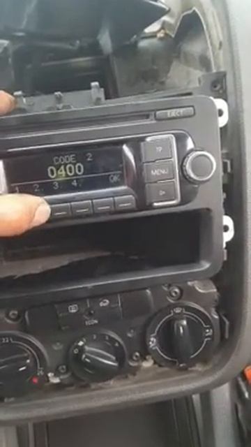 Unlock radio code Volkswagen to a customer from France смотреть онлайн