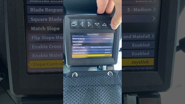 Enable 2D Slope Control - Target vs. Joystick Mode 333G SmartGrade смотреть онлайн