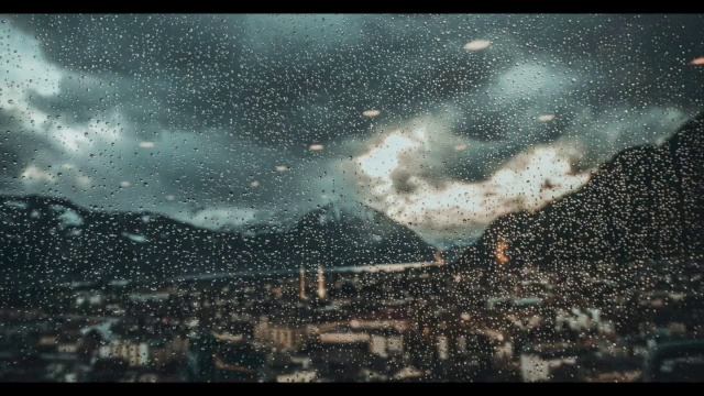 Soothing heavy rain SD 480p смотреть онлайн