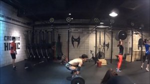 Crossfit workout «Shoulder to overhead - chest to bar pull up»