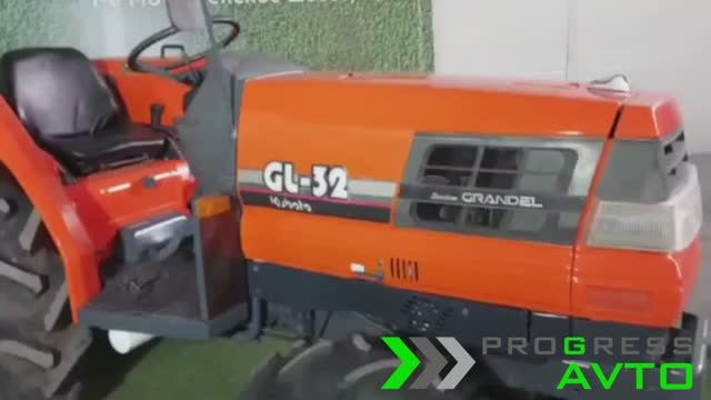 Купить минитрактор японский Kubota GL-32 мощностью 32 л.с. смотреть онлайн