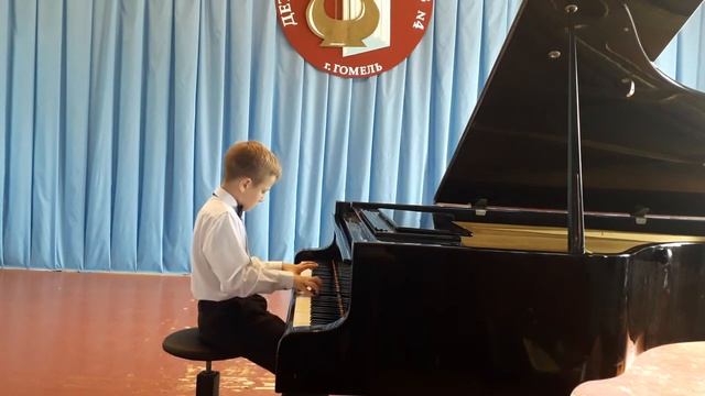 Старый парк - музыка Е. Левченко