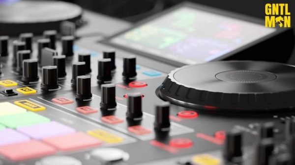 GNTLMN - Elegant Deep House Mix