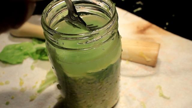 How to make Sour Kraut - Home made deliciousness- oh yea.. :) смотреть онлайн