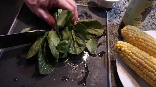 Protein Pasta with Hummus and Spinach Sauce смотреть онлайн