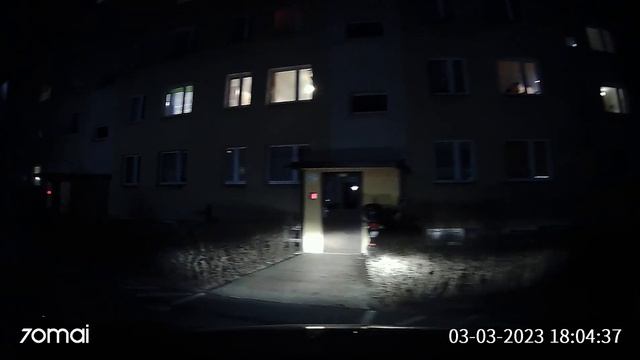 70mai Smart Dash Cam 1S nocą смотреть онлайн