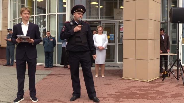 1 сентября День знаний! Линейка ГБОУ ШКОЛА 693 #школа #1СЕНТЯБРЯ #ШКОЛА693 #КОПЧЁНОВА #УЧЕНИКИ смотреть онлайн