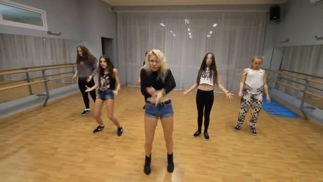 Dancehall в "СТАТУС-Д" смотреть онлайн