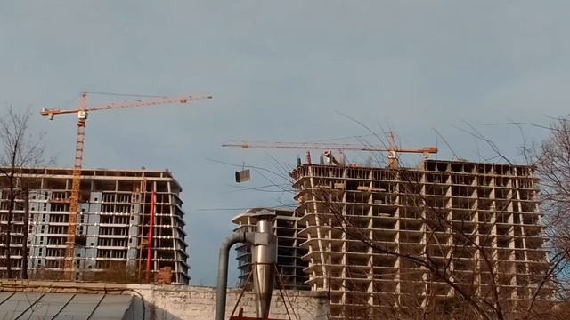 Башенные краны Liebherr смотреть онлайн