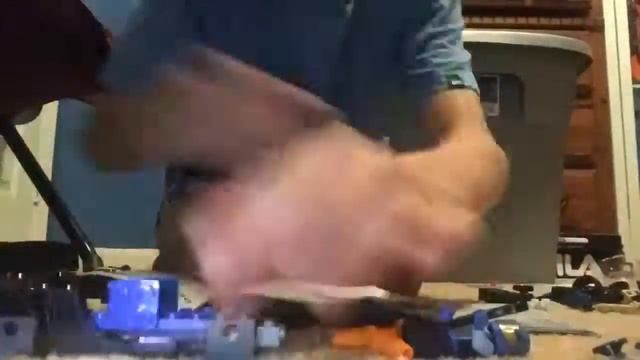 Building a lego Bugatti Chiron смотреть онлайн