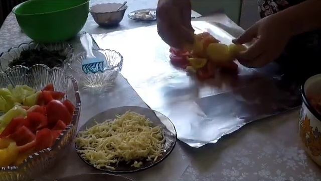 Курица с овощами в фольге.                                     Смотрите видео и ставьте лайк ❤️🙏🏻