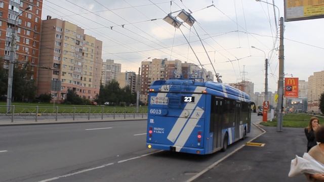 Троллейбус с АХ СПБ