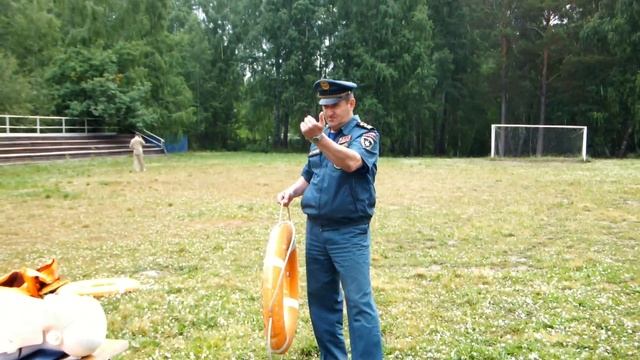 Дети спасали утопающих в Берсдке смотреть онлайн