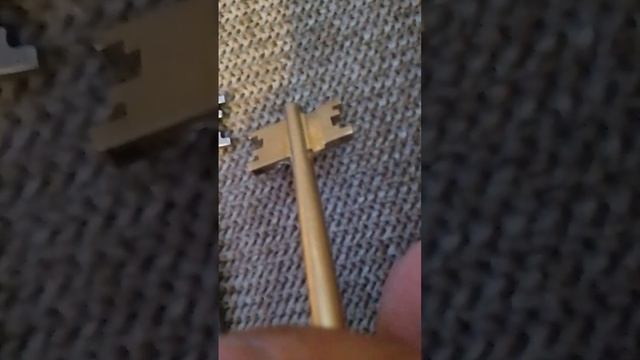 Что делать, если вы не можете открыть входную дверь? смотреть онлайн