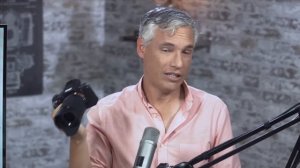 Fujifilm X-T2: $1,600, 4K, 11 FPS