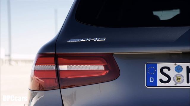 2018 Mercedes AMG GLC63 Drive, Walkaround, Interior