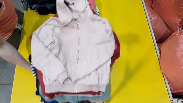 Толстовки с капюшоном (Hooded sweater) - С 299 смотреть онлайн