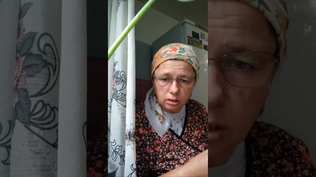 а ми ліпимо пельмені і спілкуємося