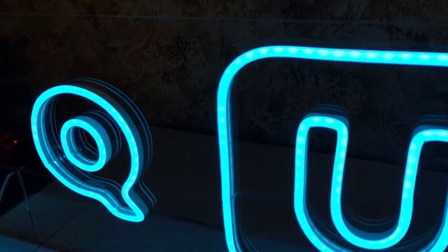 неоновая вывеска для Sequoia смотреть онлайн