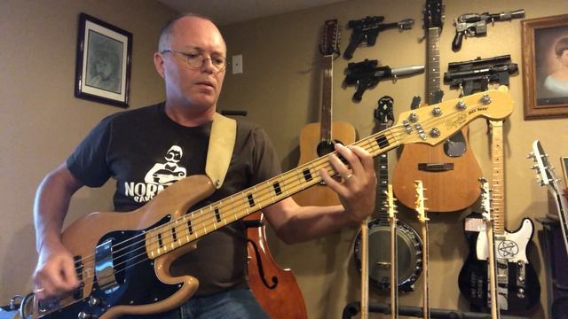 Led Zeppelin / John Paul Jones : "The Immigrant Song" - bass cover смотреть онлайн