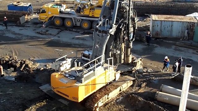 Liebherr LB28 