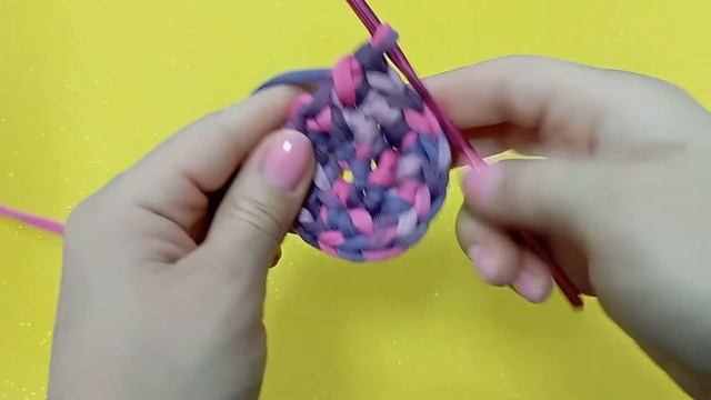 Обзор на ленточную пряжу из фикс прайса. An overview of the ribbon yarn from the fix price list. смотреть онлайн